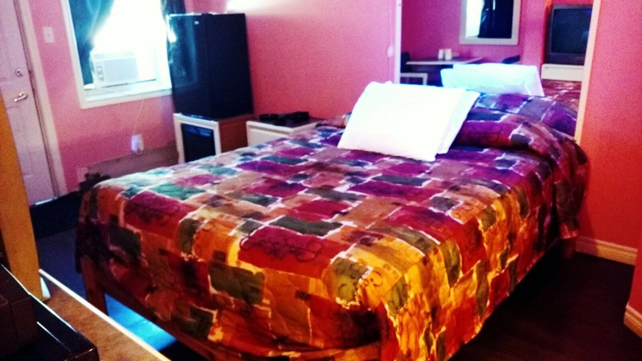 وندسور Leisure Motel المظهر الخارجي الصورة